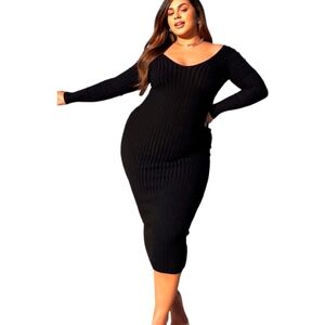 green emerald velvet dress Kiyonna Plus Size Kelsey Long Sleeve Maxi Dress - Black Noir main image 0